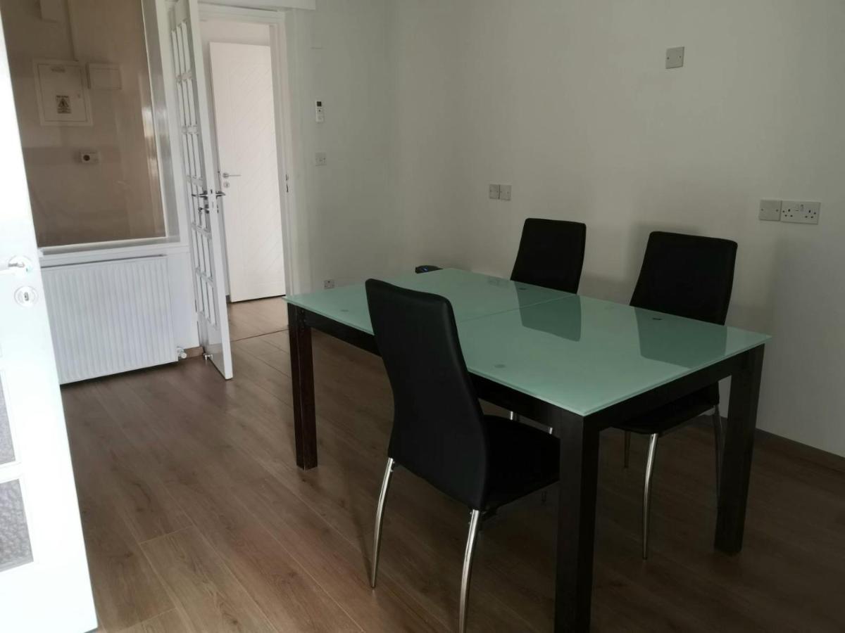 Kalidonia Residence Suite Nicosia , Spacious 2 Bedroom Suite With Office Exteriör bild